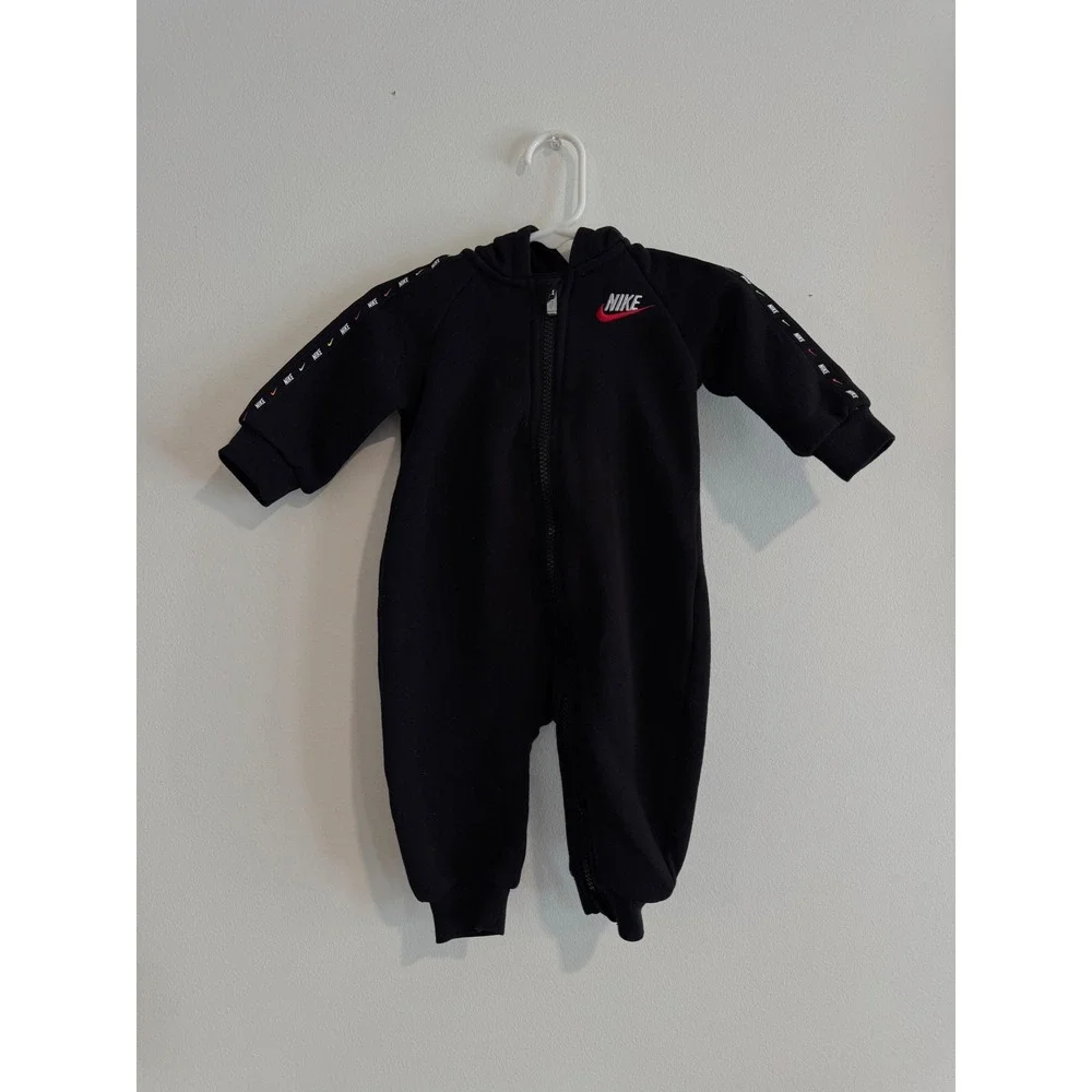 Nike Sportswear Hooded Fleece Coverall Infant‎ 6M Black Logo boys romper